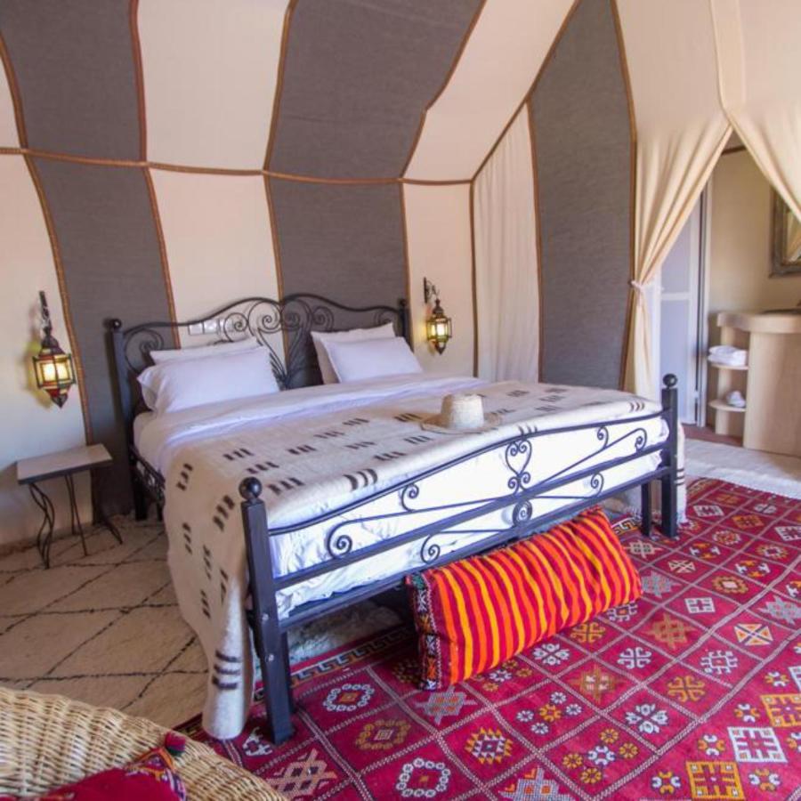 מלון מרזאוגה Sahara Tours Luxury Camp מראה חיצוני תמונה