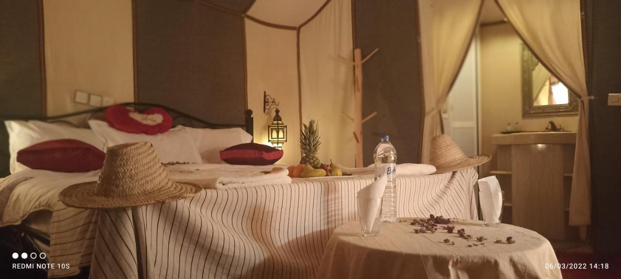 מלון מרזאוגה Sahara Tours Luxury Camp מראה חיצוני תמונה