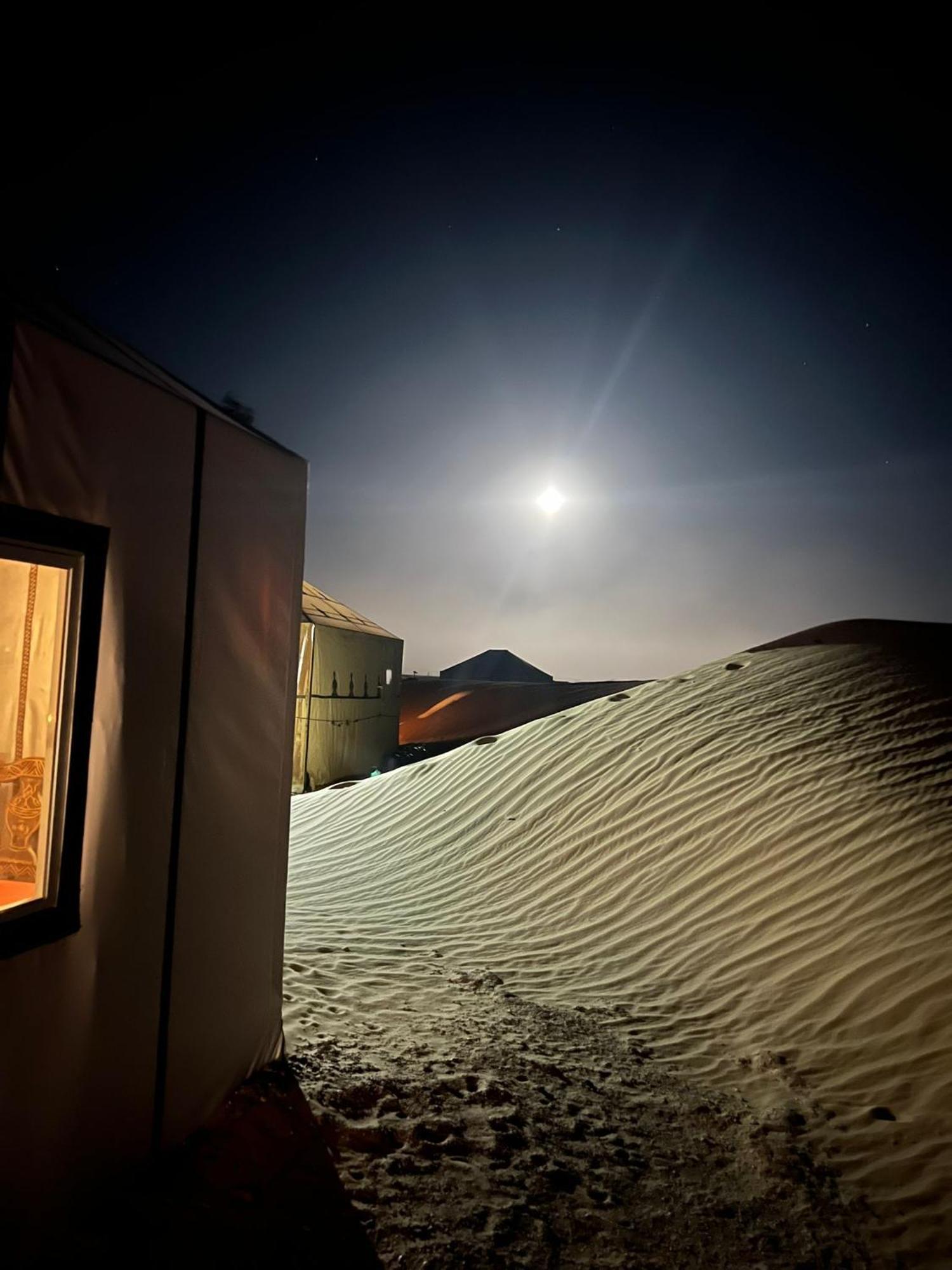 מלון מרזאוגה Sahara Tours Luxury Camp מראה חיצוני תמונה