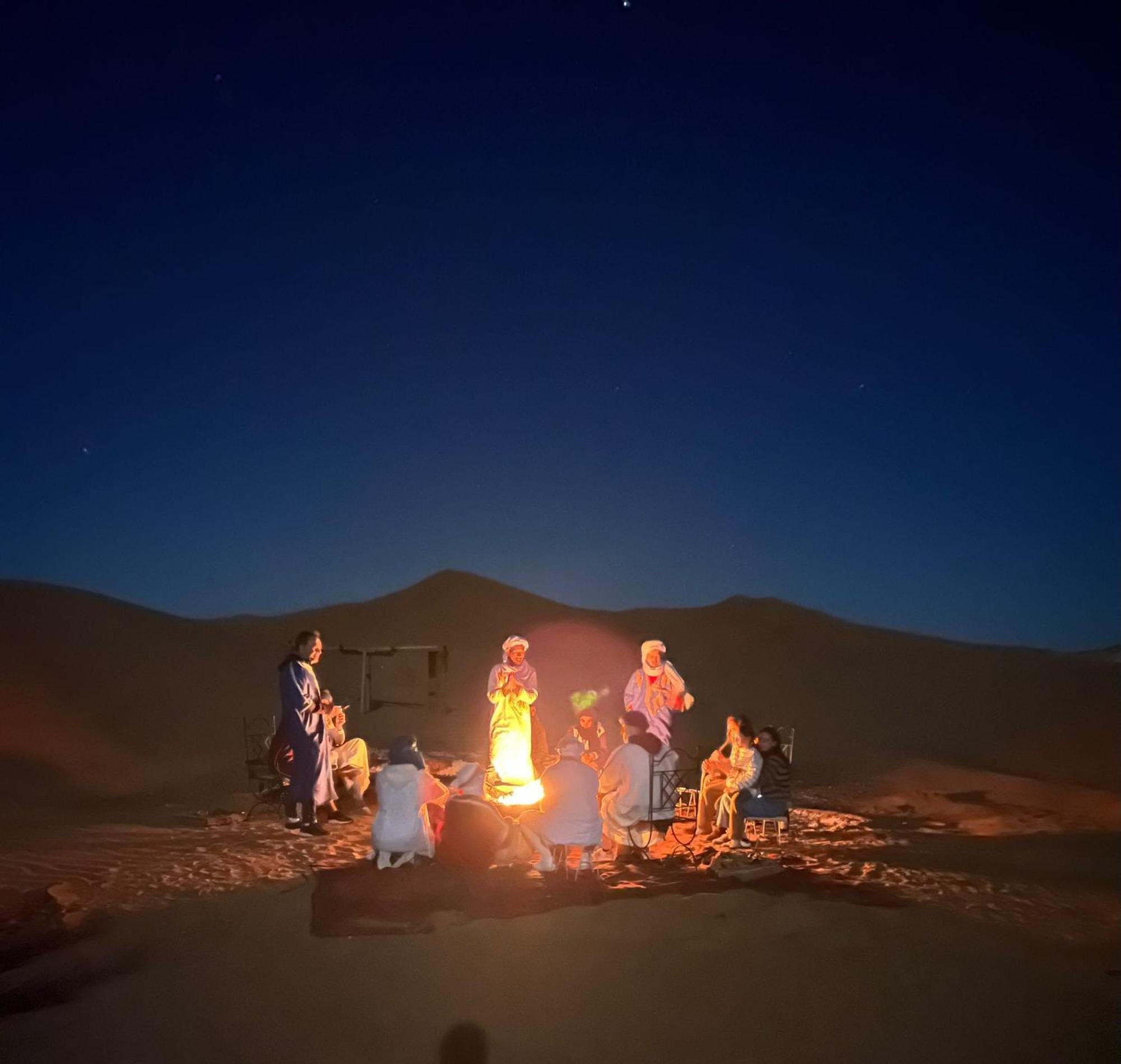 מלון מרזאוגה Sahara Tours Luxury Camp מראה חיצוני תמונה